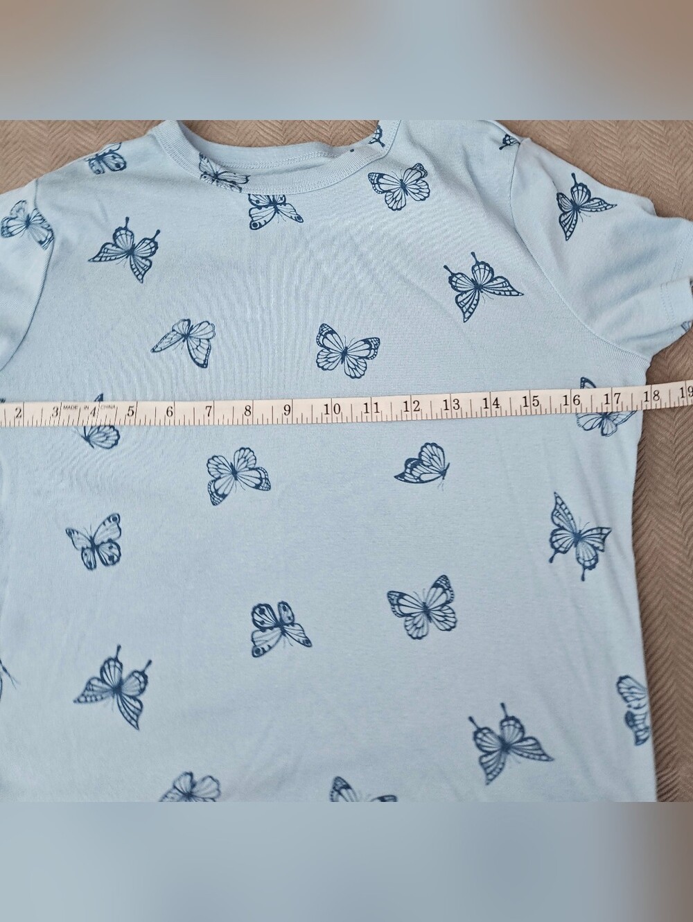 Women's Light Blue Butterfly Print Short Sleeve Tee size S - Picture 5 of 11